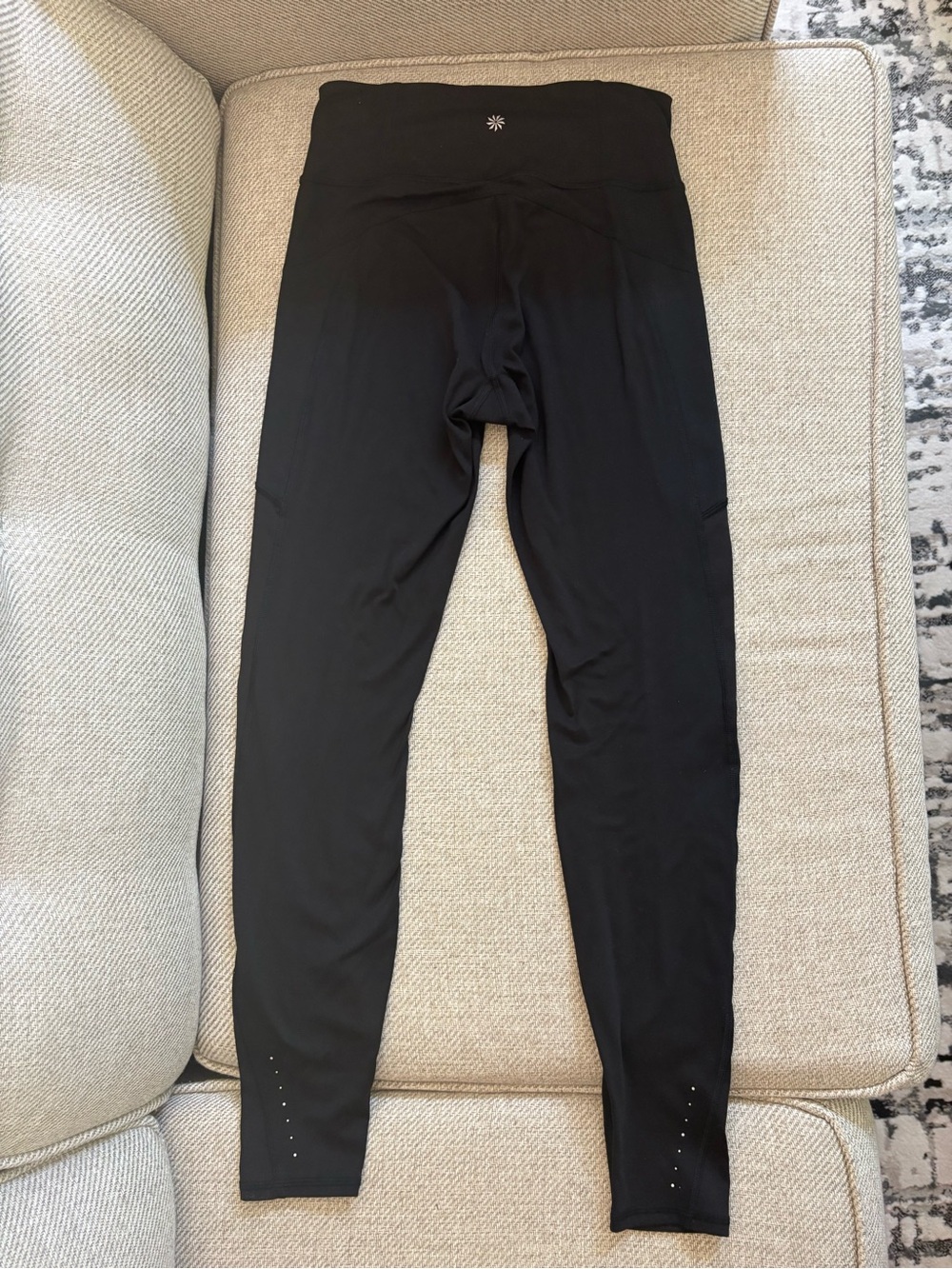 Athleta Women’s Rainier Mesh Tight, Black, XS - Picture 5 of 6